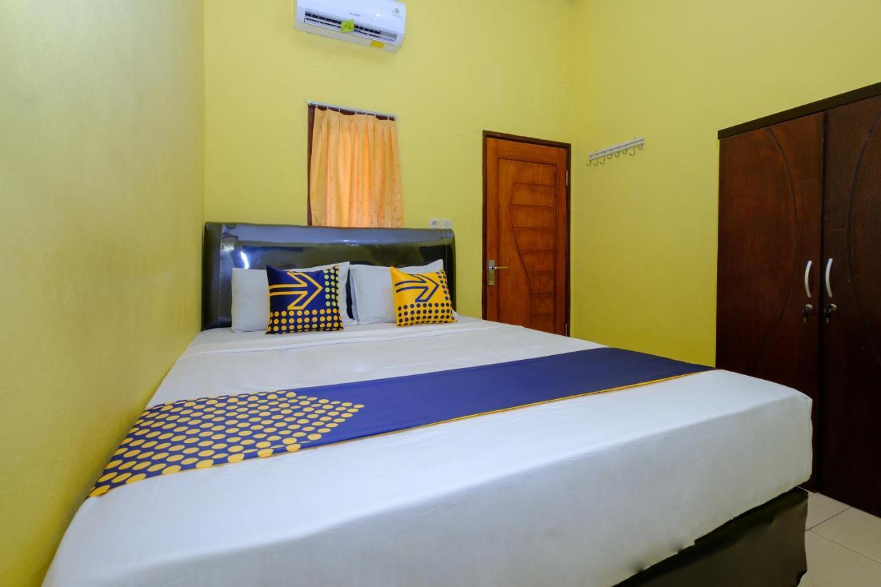 Spot On 2732 Sandy Guesthouse Mataram Dış mekan fotoğraf