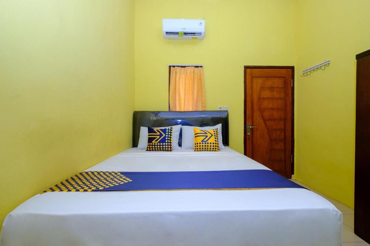 Spot On 2732 Sandy Guesthouse Mataram Dış mekan fotoğraf