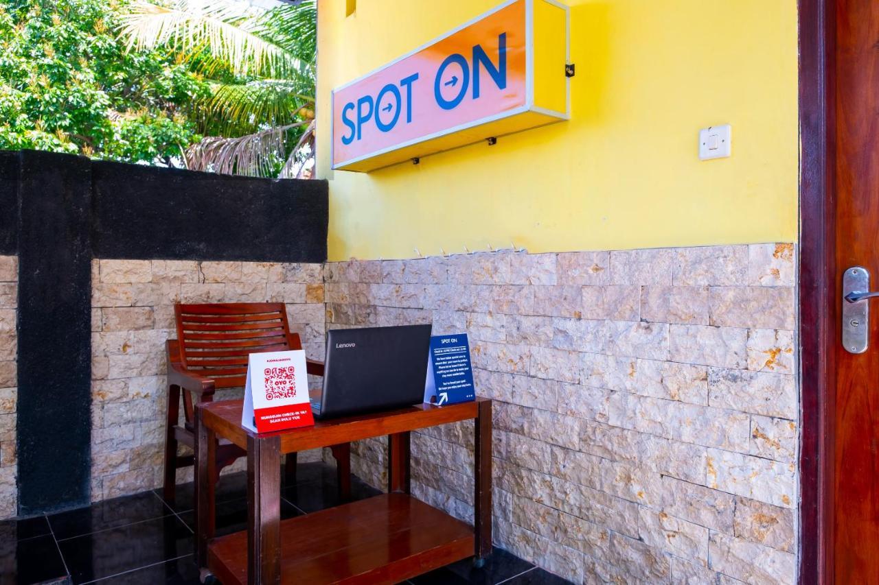 Spot On 2732 Sandy Guesthouse Mataram Dış mekan fotoğraf