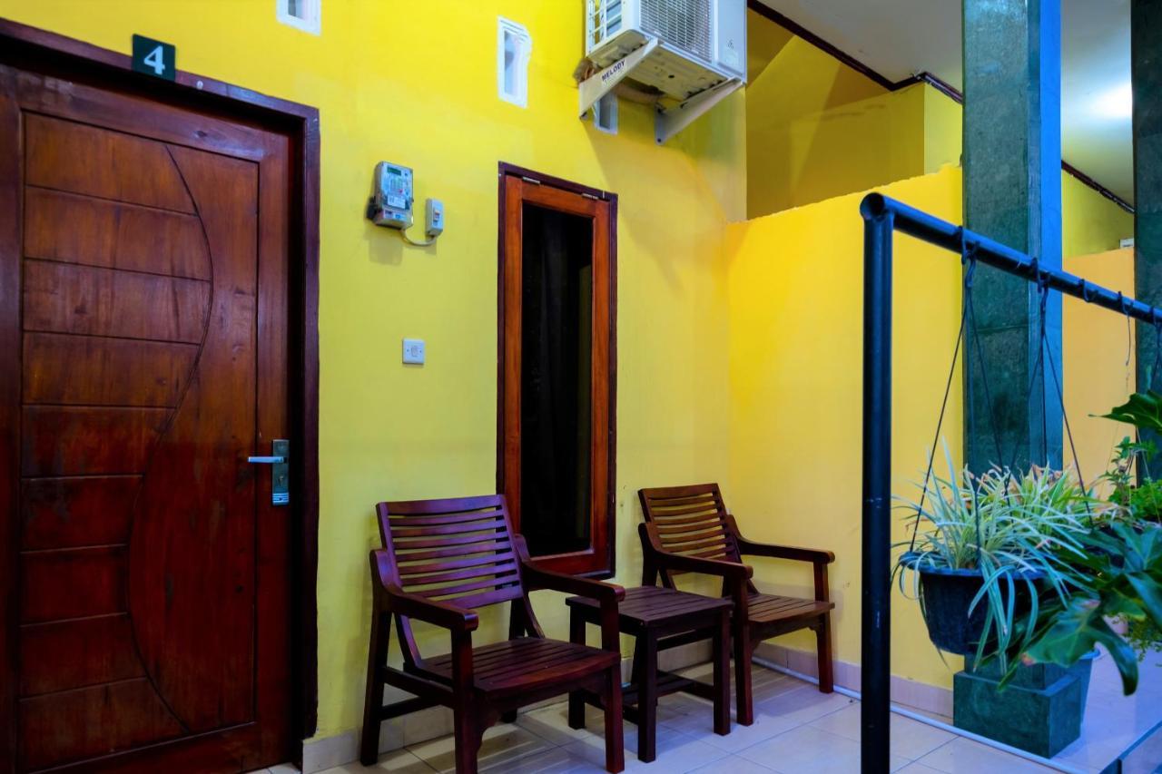 Spot On 2732 Sandy Guesthouse Mataram Dış mekan fotoğraf